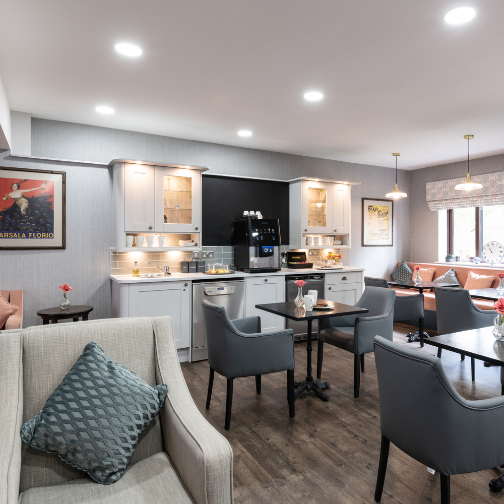 lifestyle image (27)-1