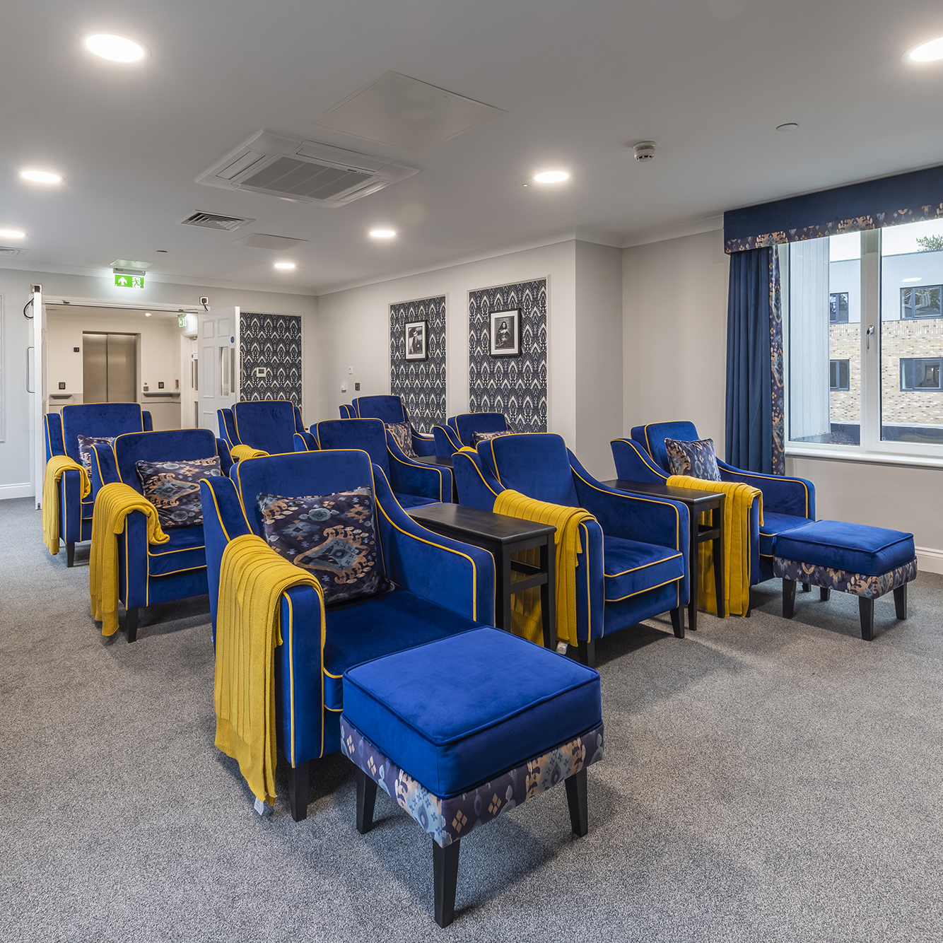 Hartford Moorhill lifestyle - burley cushion back, footstool, scatter cushion