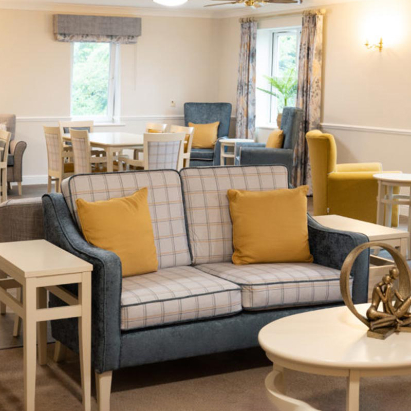 lifestyle image (15)