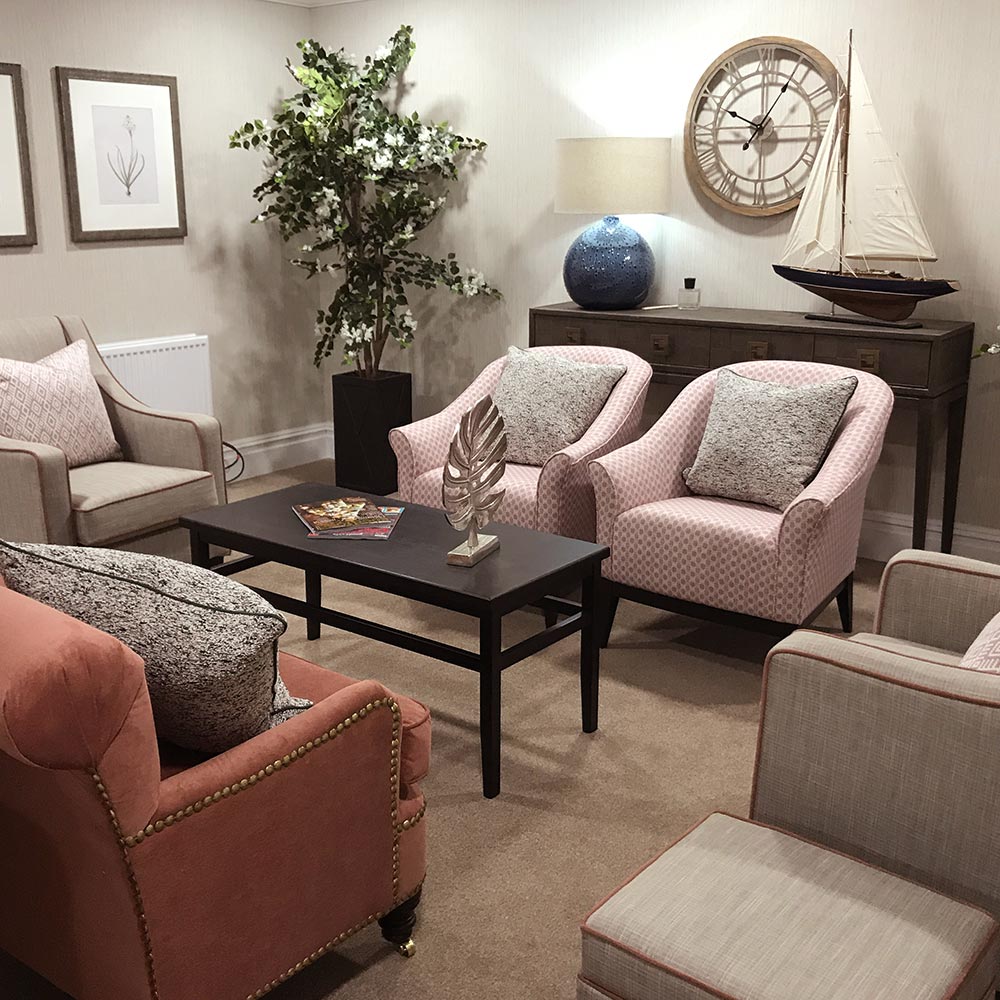 Jacqueline-Lifestyle-