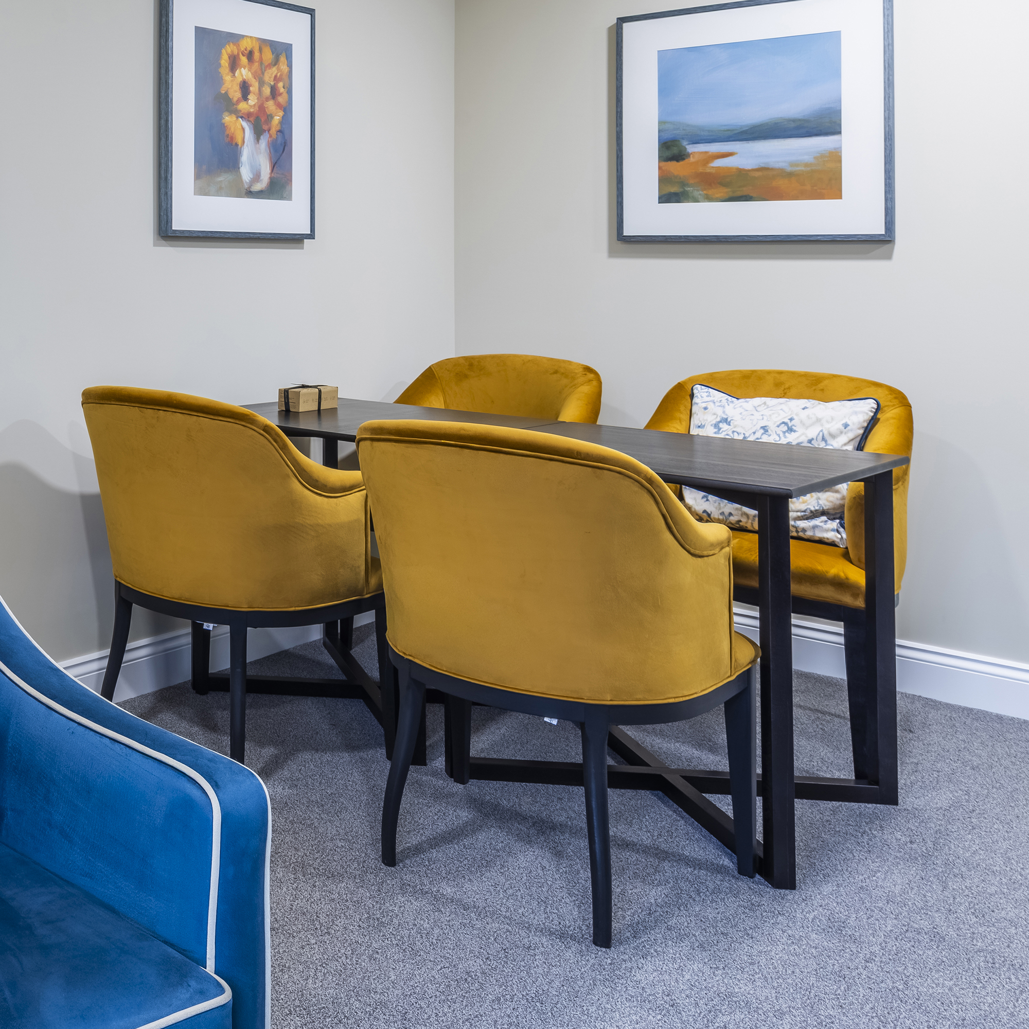 Moorhill lifestyle - sofia tub, alaric,scatter cushion